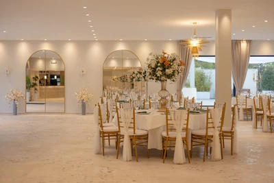 Wedding restaurant with space between the tables